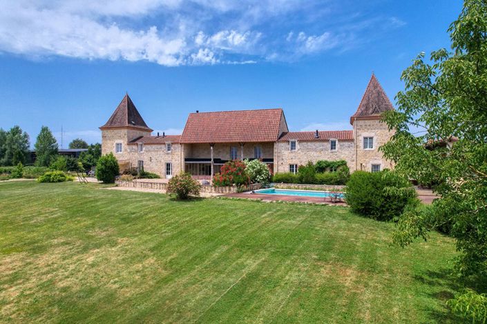 Image No.4-6 Bed House for sale