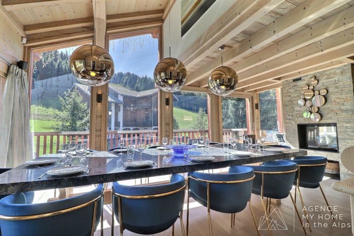 Image No.4-6 Bed Property for sale