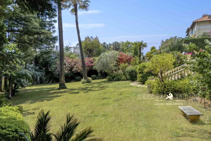 Image No.6-9 Bed House for sale