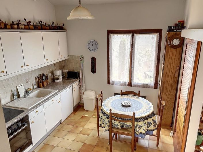 Image No.3-3 Bed House for sale