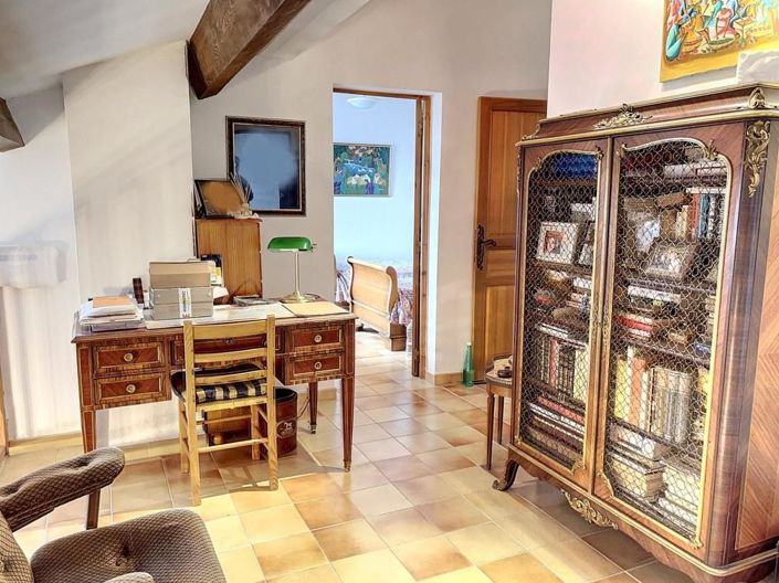 Image No.4-3 Bed House for sale