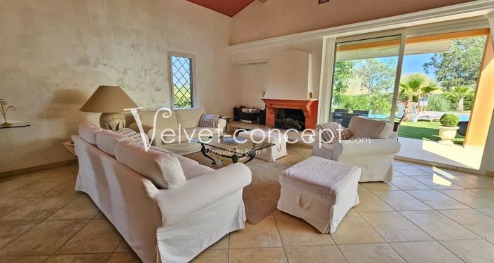 Image No.9-3 Bed House for sale