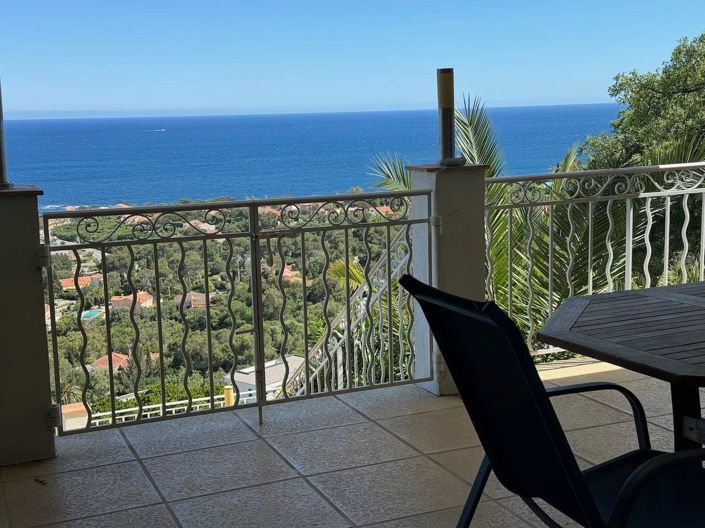 Image No.22-7 Bed House for sale