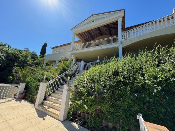 Image No.28-7 Bed House for sale