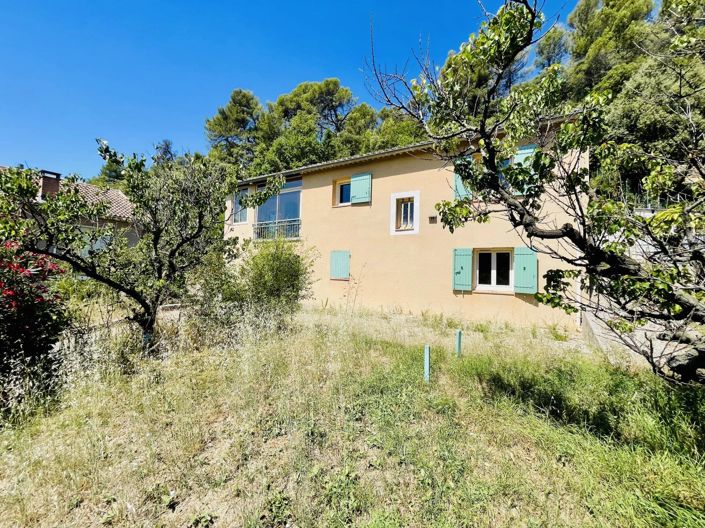 Image No.1-2 Bed House for sale