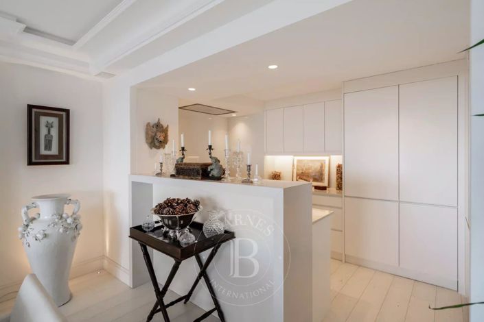 Image No.19-2 Bed Apartment for sale