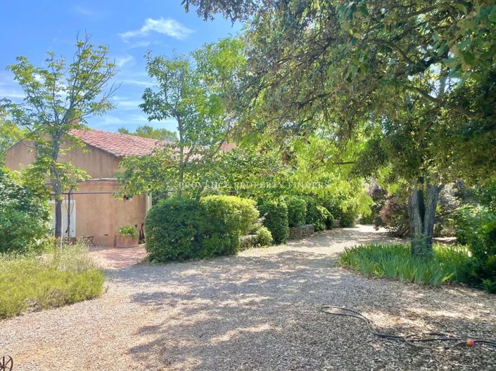 Image No.15-3 Bed House for sale