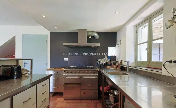 Image No.17-3 Bed House for sale