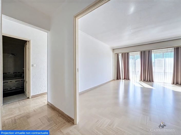 Image No.3-3 Bed Apartment for sale