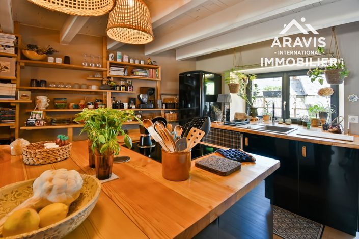 Image No.6-3 Bed House for sale