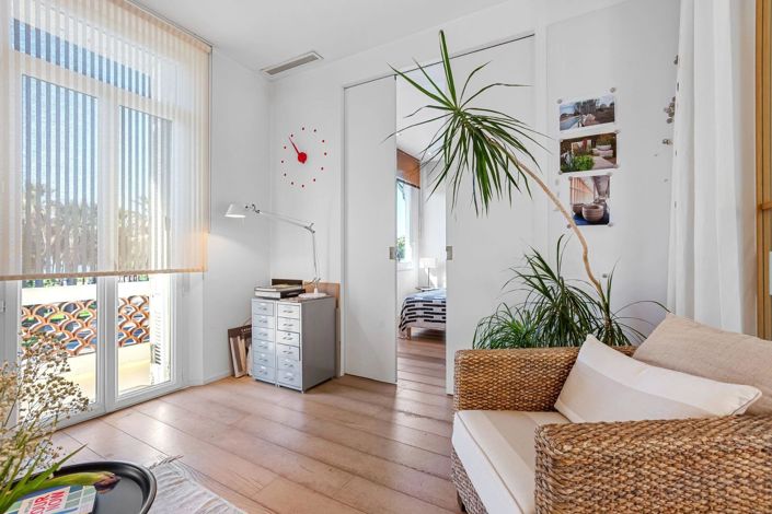 Image No.12-1 Bed Apartment for sale