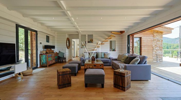 Image No.11-4 Bed House for sale