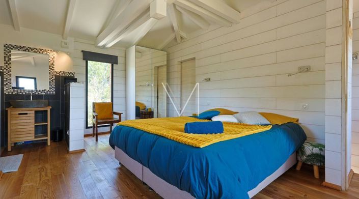 Image No.14-4 Bed House for sale