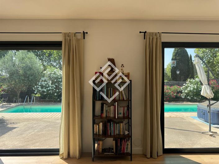 Image No.16-4 Bed House for sale