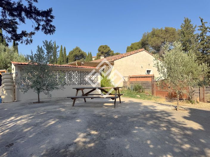 Image No.21-4 Bed House for sale