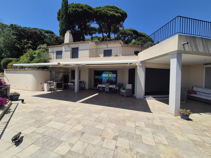 Image No.3-5 Bed House for sale