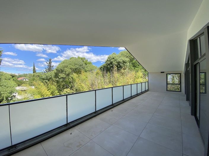 Image No.1-3 Bed Apartment for sale