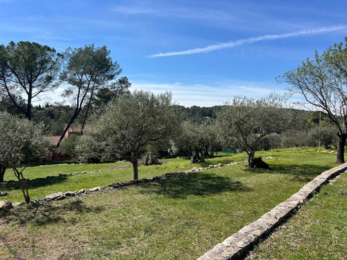 Image No.3-3 Bed House for sale