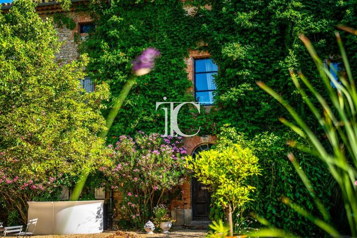 Image No.19-6 Bed House for sale