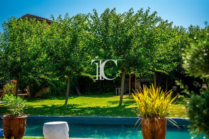 Image No.22-6 Bed House for sale