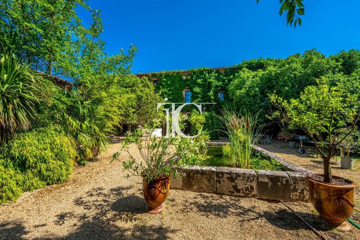 Image No.3-6 Bed House for sale