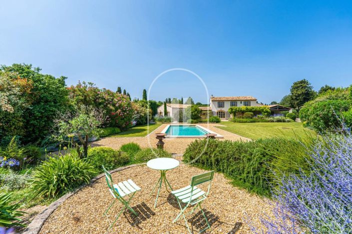 Image No.15-6 Bed House for sale