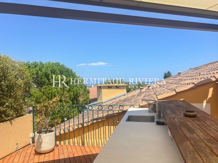 Image No.10-3 Bed Apartment for sale