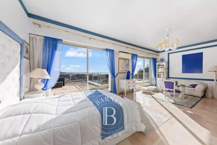 Image No.13-3 Bed House for sale