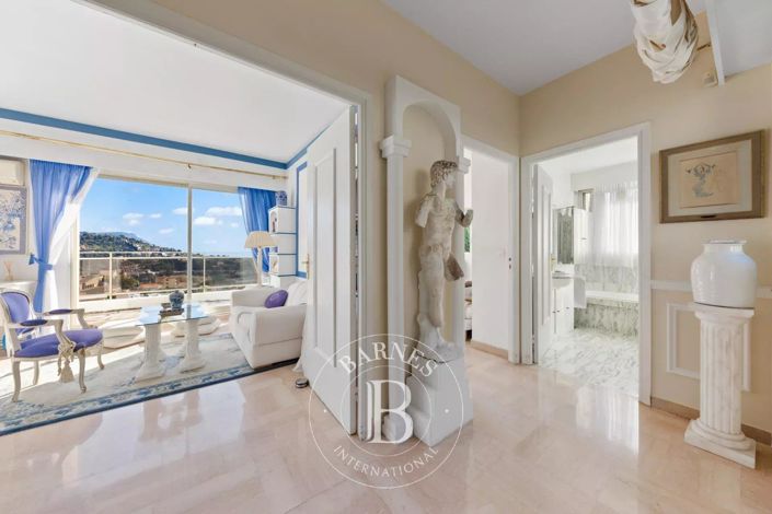 Image No.16-3 Bed House for sale