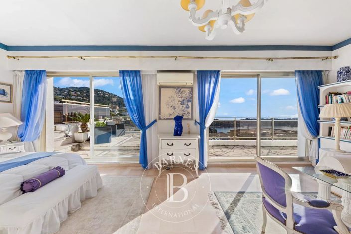 Image No.3-3 Bed House for sale