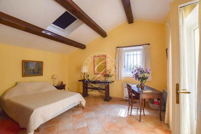 Image No.20-3 Bed House for sale