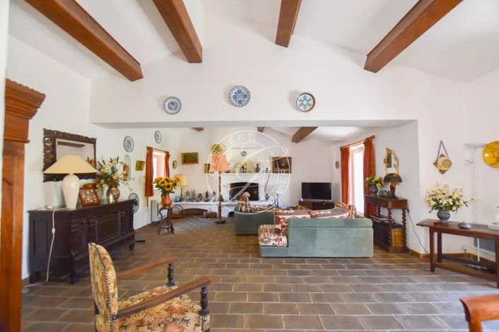 Image No.8-3 Bed House for sale