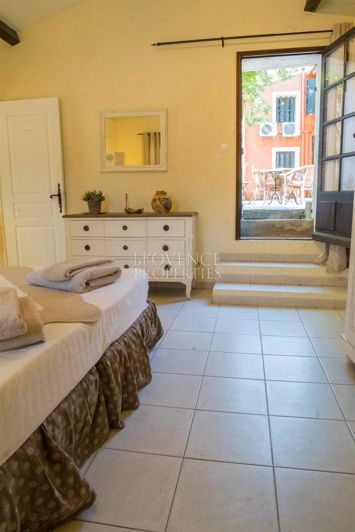 Image No.53-10 Bed House for sale