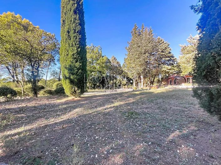 Image No.61-10 Bed House for sale