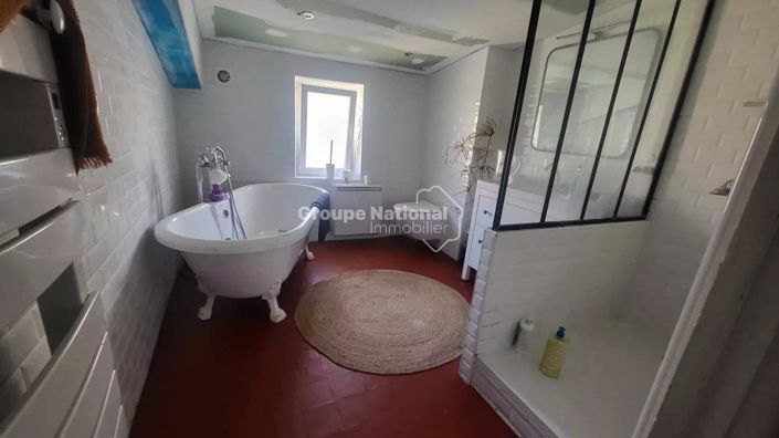 Image No.7-3 Bed House for sale