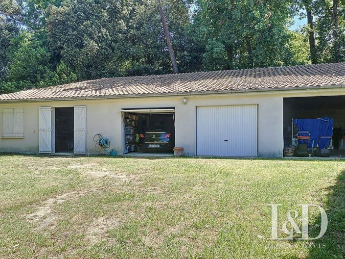 Image No.16-5 Bed House for sale