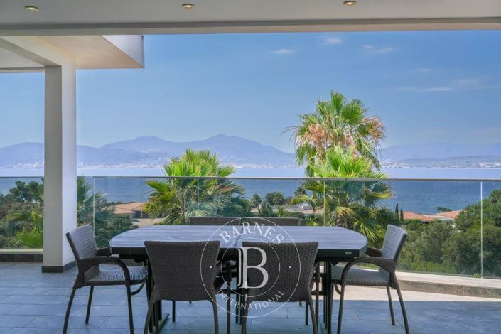 Image No.1-3 Bed Apartment for sale