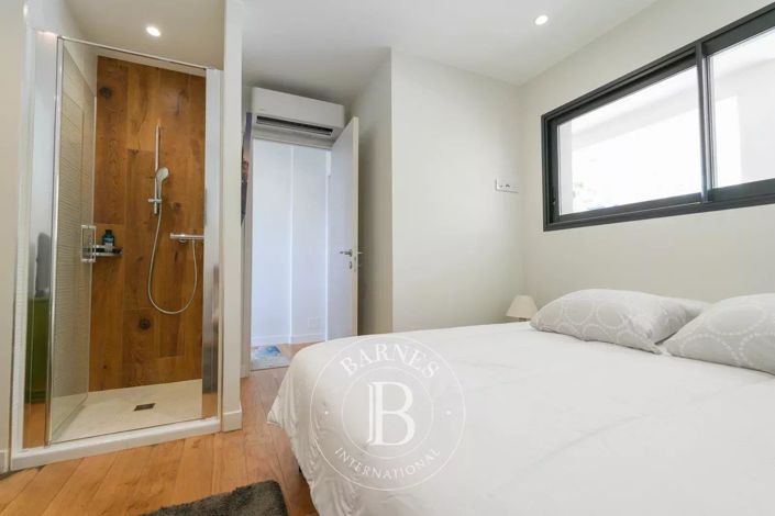 Image No.11-3 Bed Apartment for sale