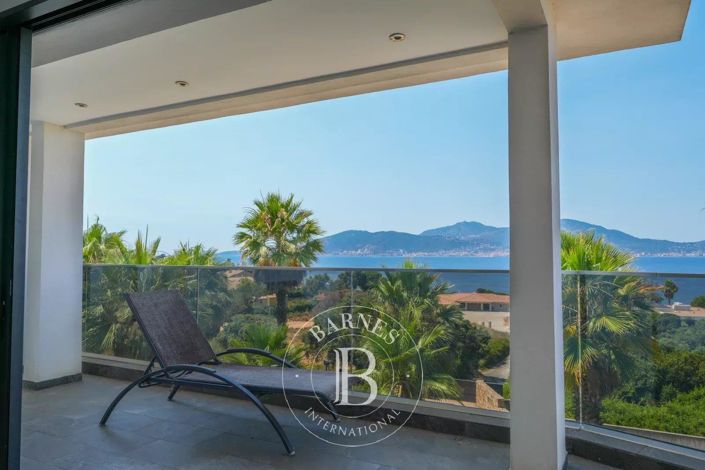 Image No.4-3 Bed Apartment for sale