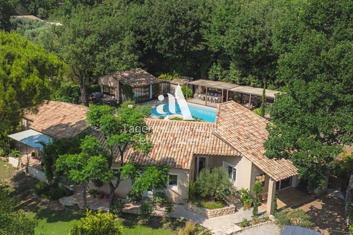 Image No.2-4 Bed House for sale