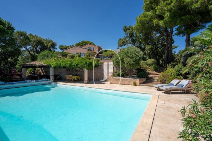 Image No.3-4 Bed House for sale