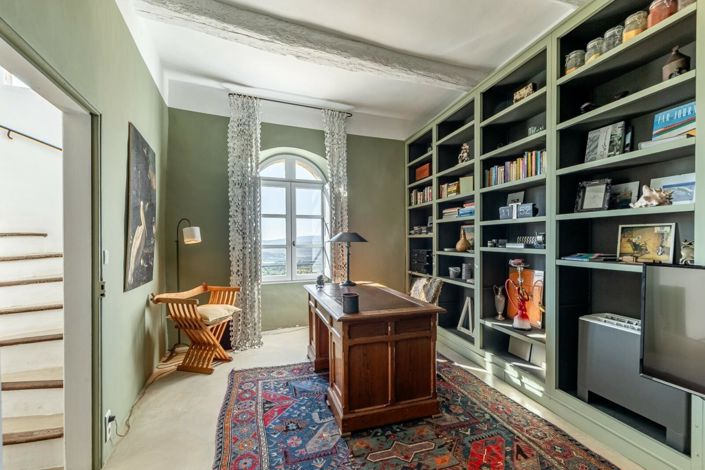 Image No.13-3 Bed House for sale