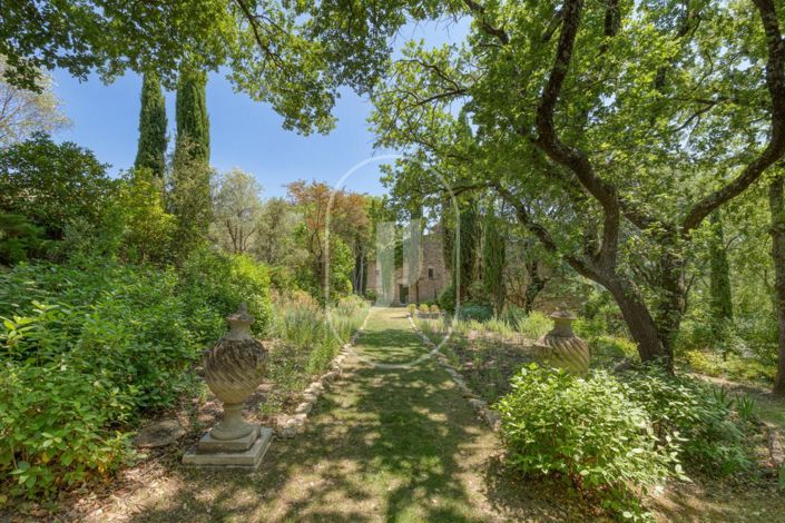 Image No.14-8 Bed House for sale