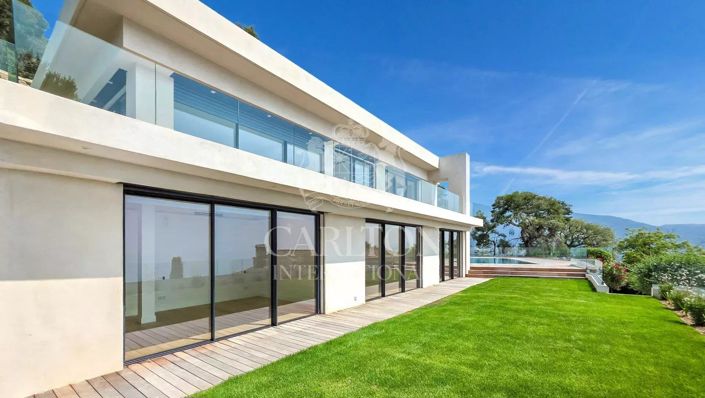 Image No.10-4 Bed House for sale