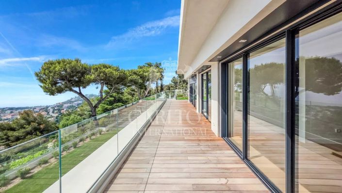 Image No.16-4 Bed House for sale