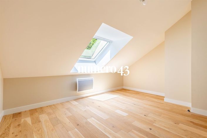 Image No.9-3 Bed Apartment for sale