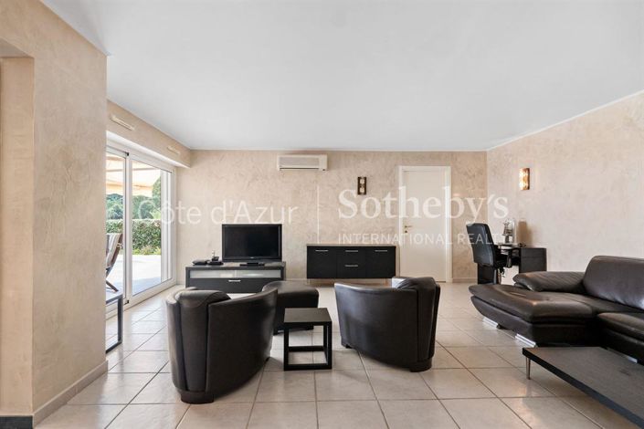 Image No.4-5 Bed Apartment for sale