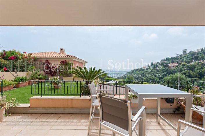 Image No.9-5 Bed Apartment for sale