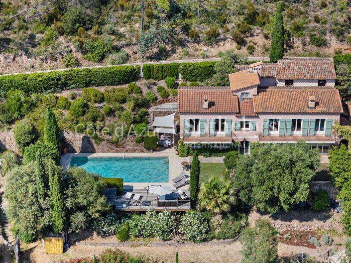 Image No.1-5 Bed Property for sale