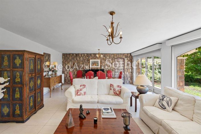 Image No.5-5 Bed Property for sale